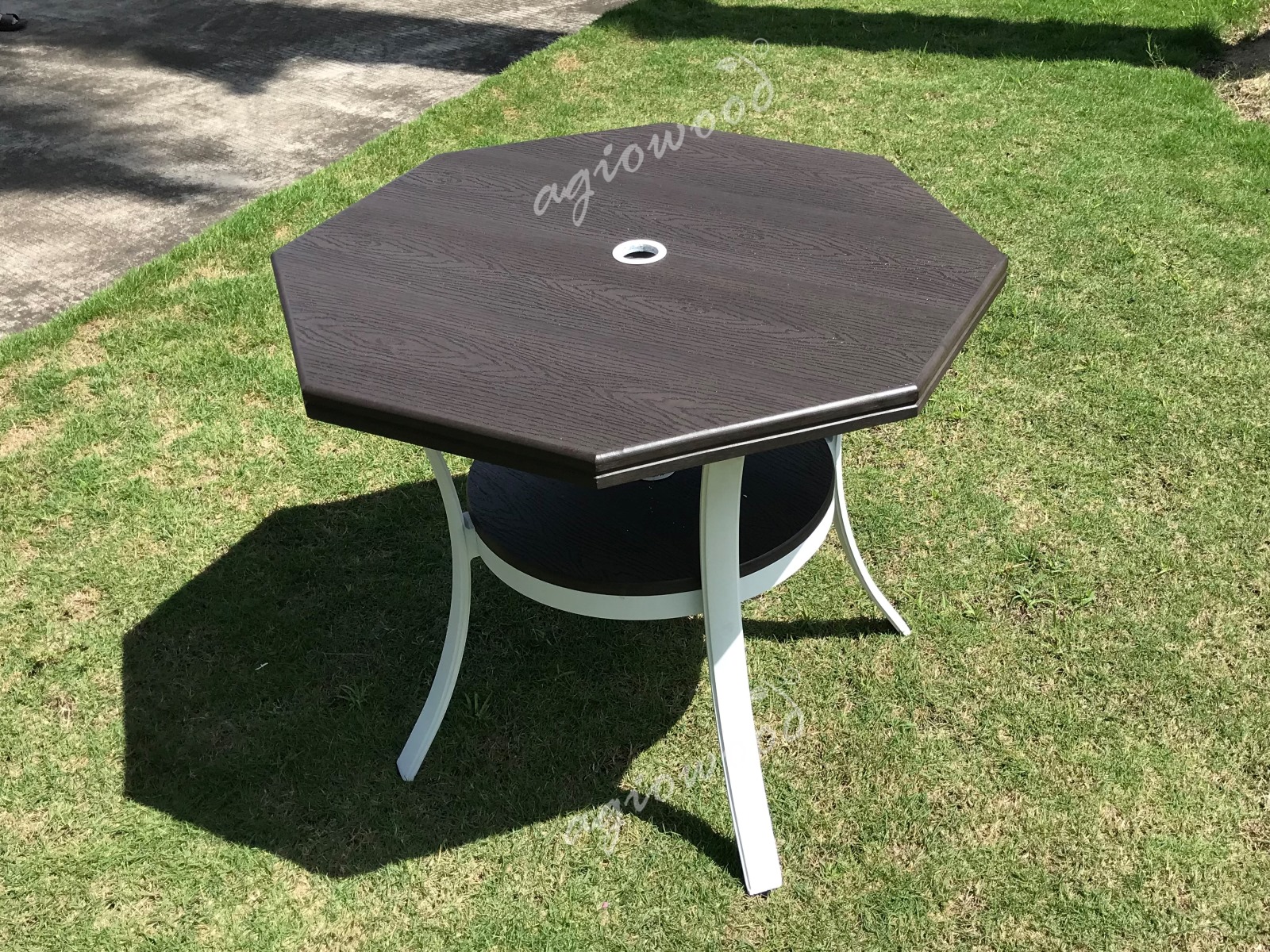 Outdoor Octagonal Table 1