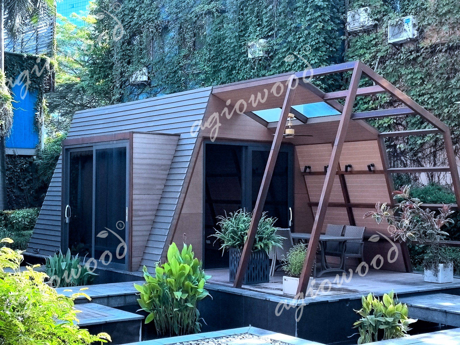 Kabinfel&uacute;j&iacute;t&aacute;s