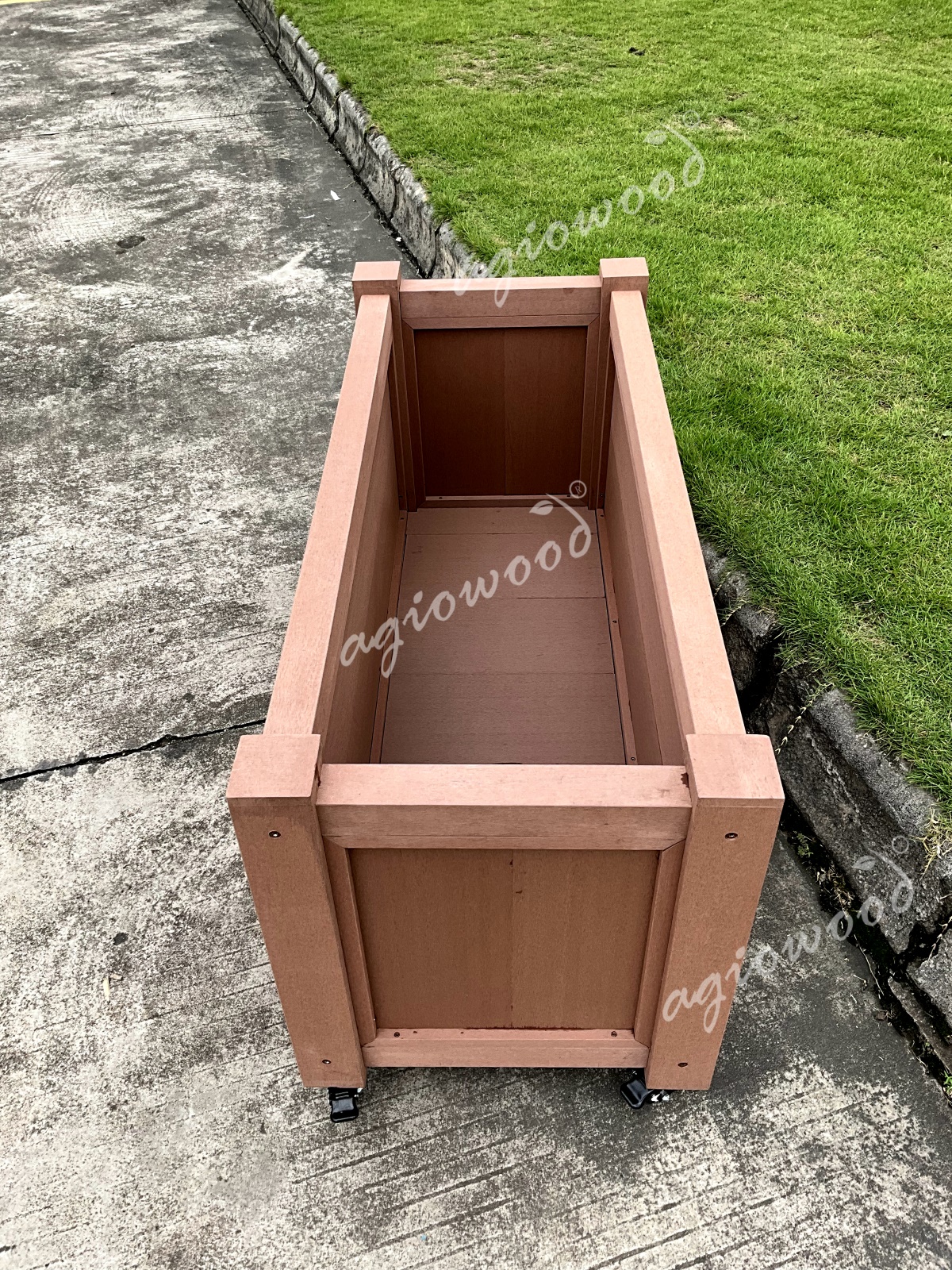 48-inch Movable Planter 13
