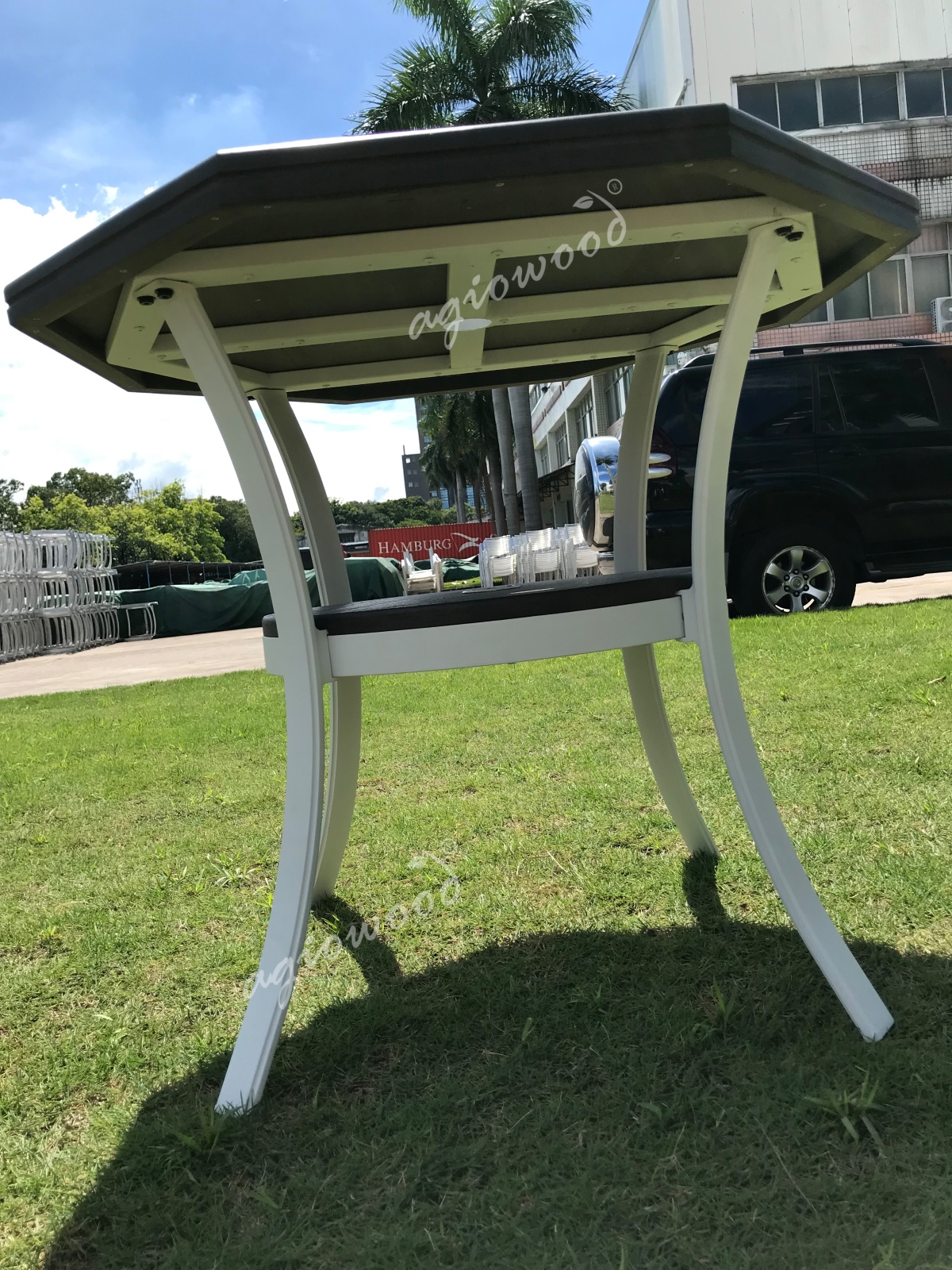 Outdoor Octagonal Table 3