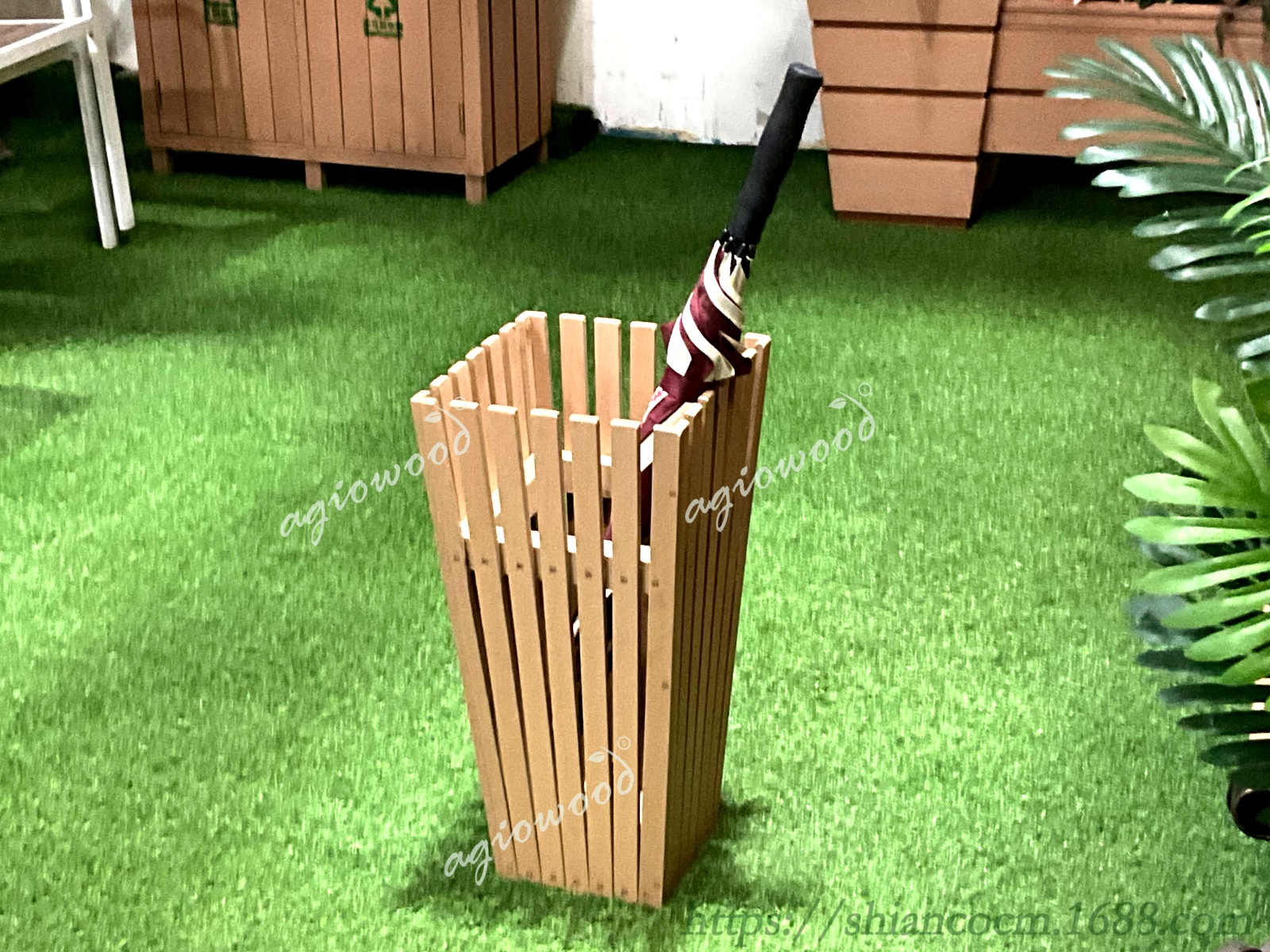 छत्री स्टँड 1 .