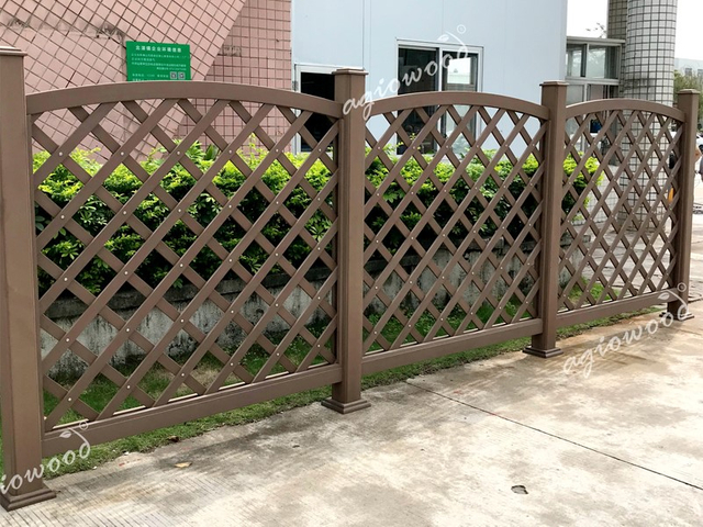 Cost-Effective 180 Garden Fence