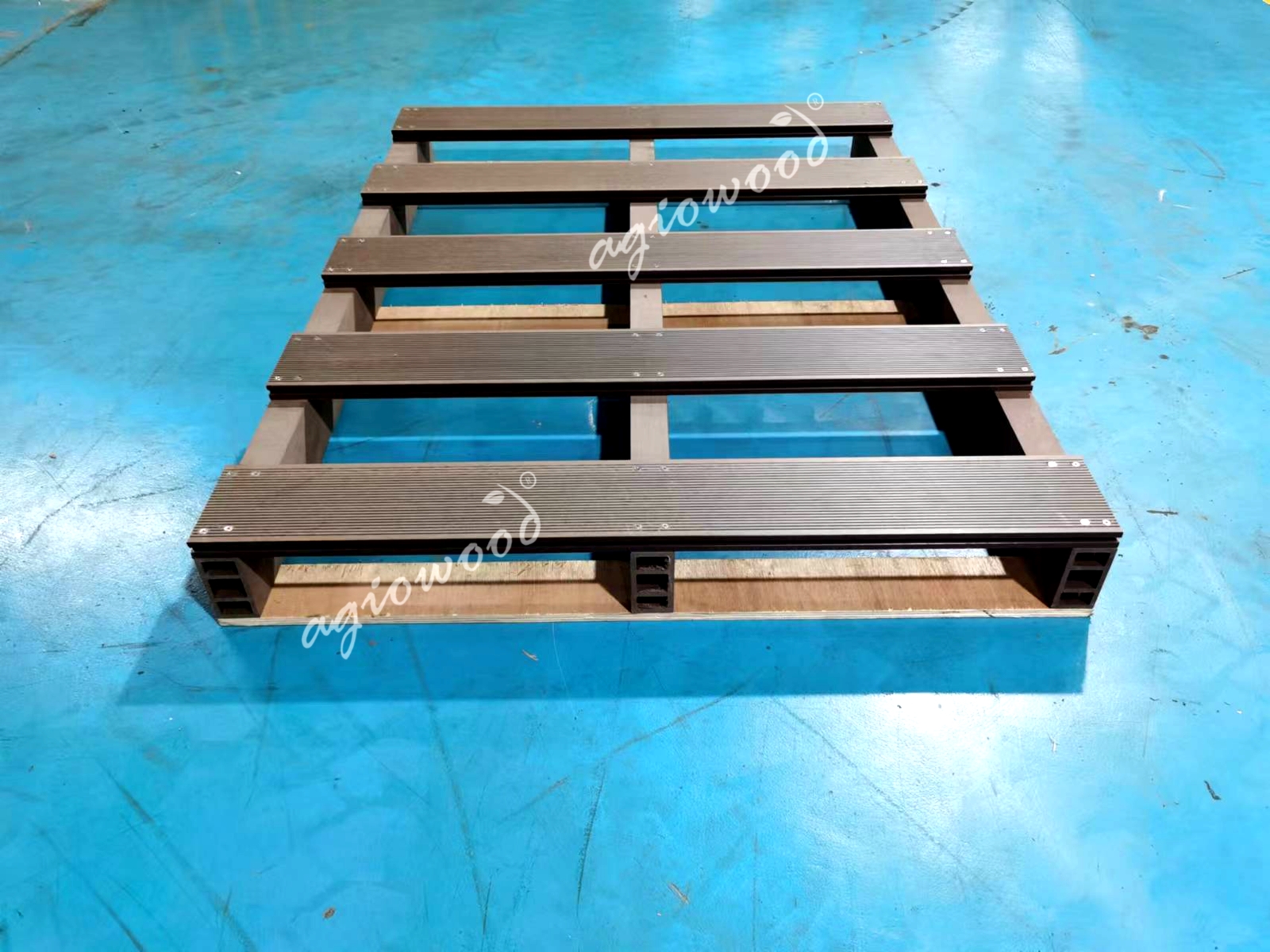 Eco-friendly WPC Pallet 1